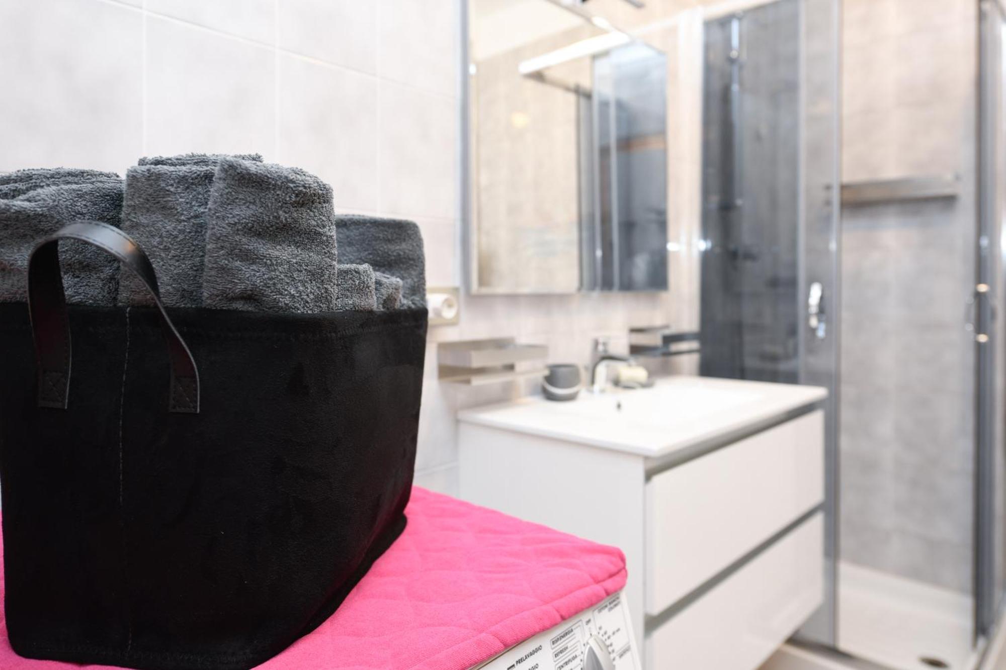 Breeze Apartment Desenzano del Garda Dış mekan fotoğraf