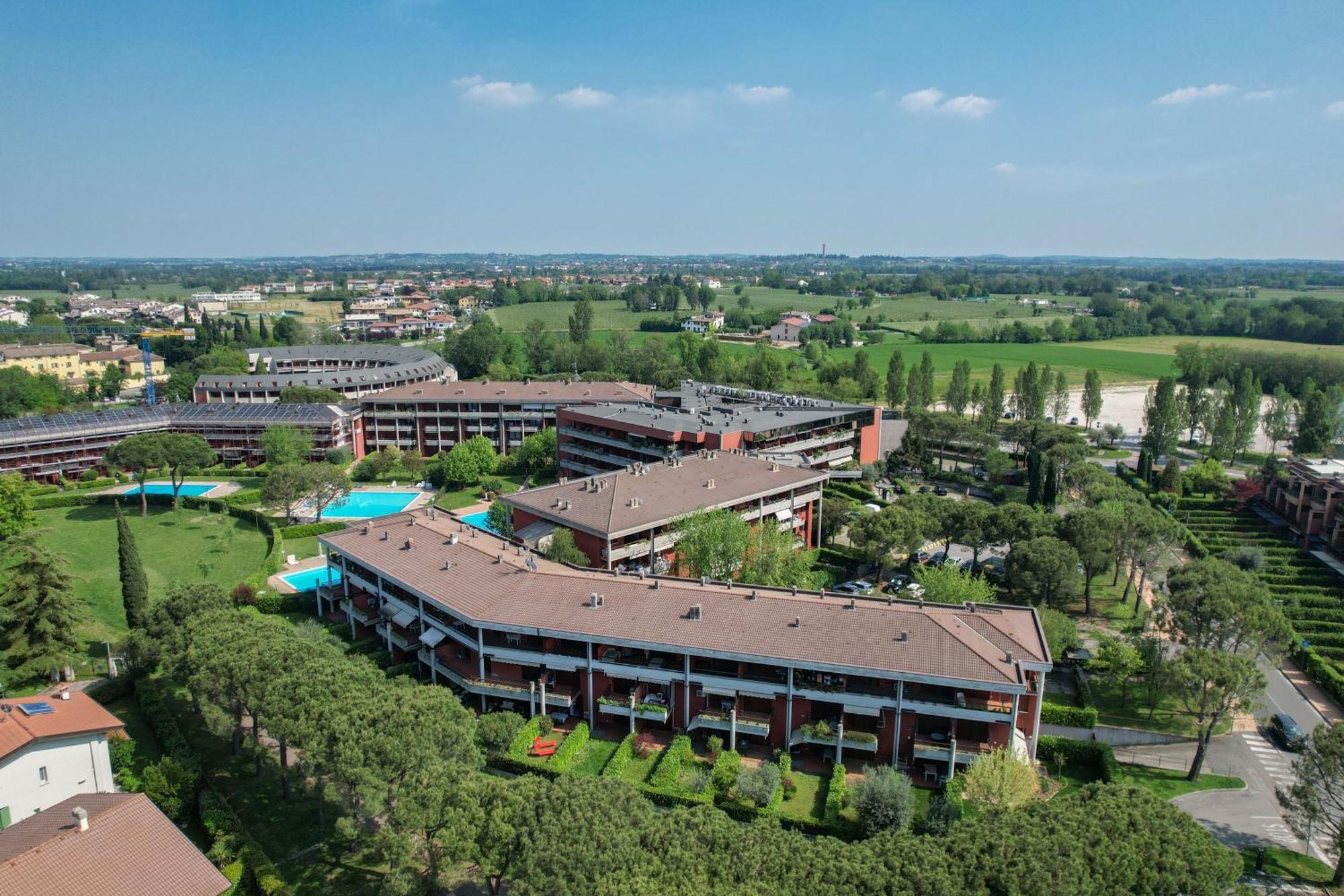 Breeze Apartment Desenzano del Garda Dış mekan fotoğraf